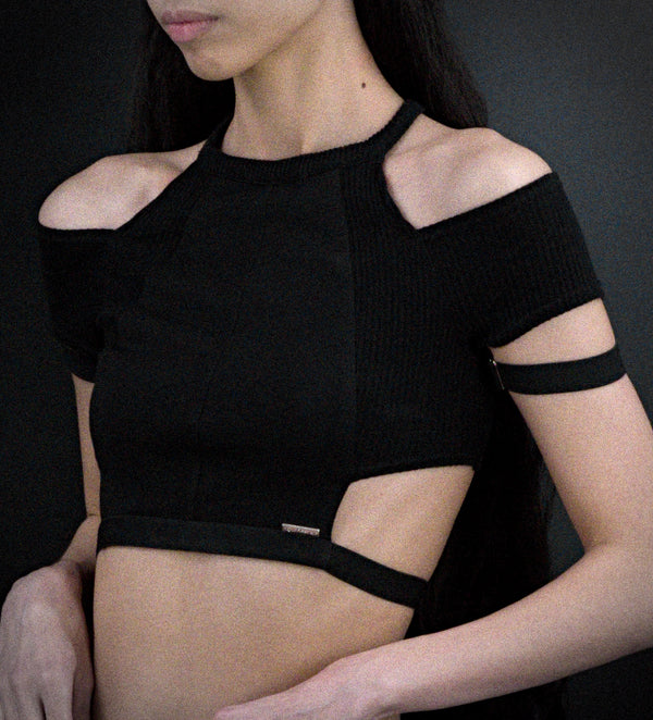111 Cropped Tee / Black