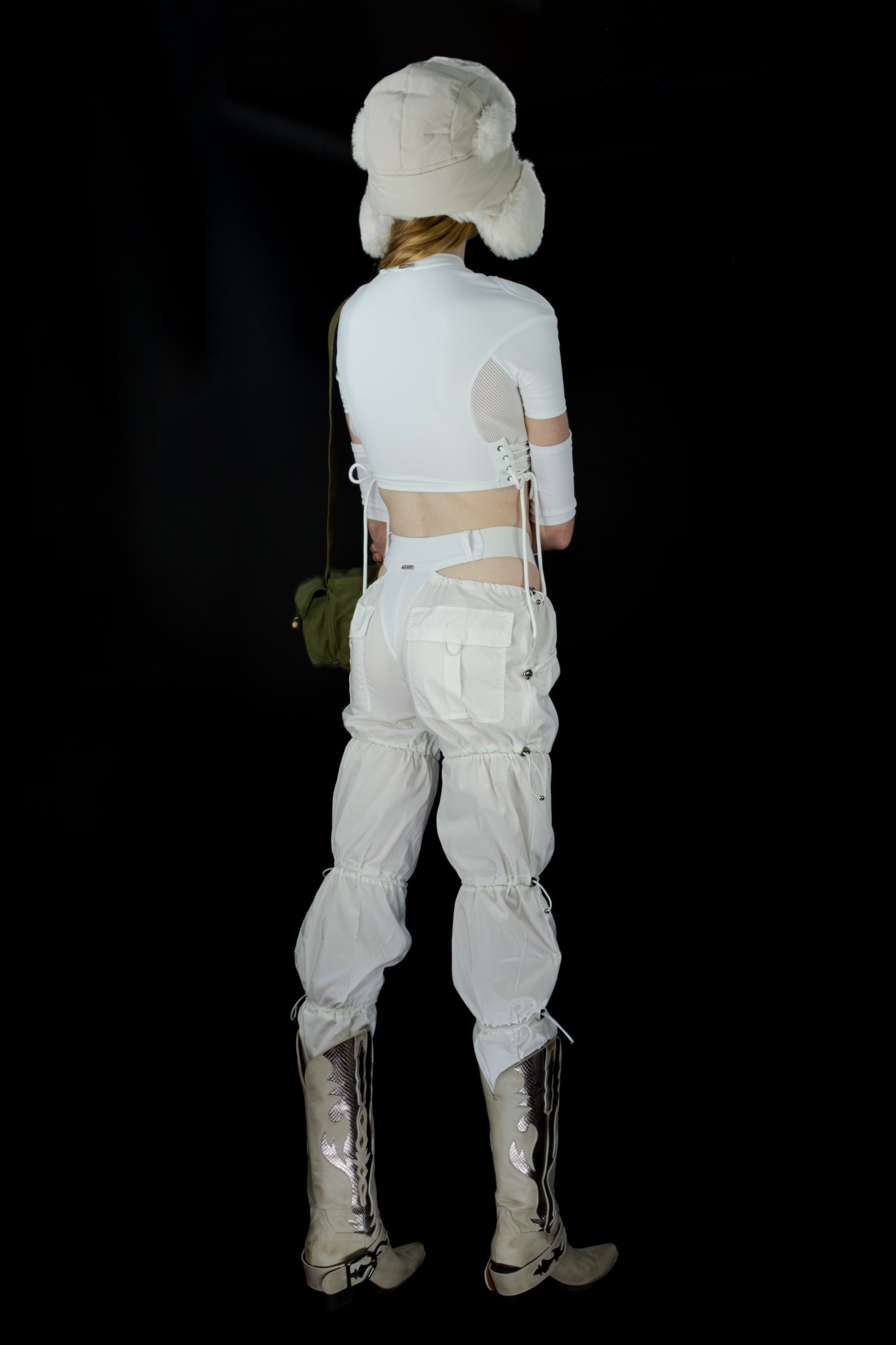 Susurrus Pants / Grand Prix White