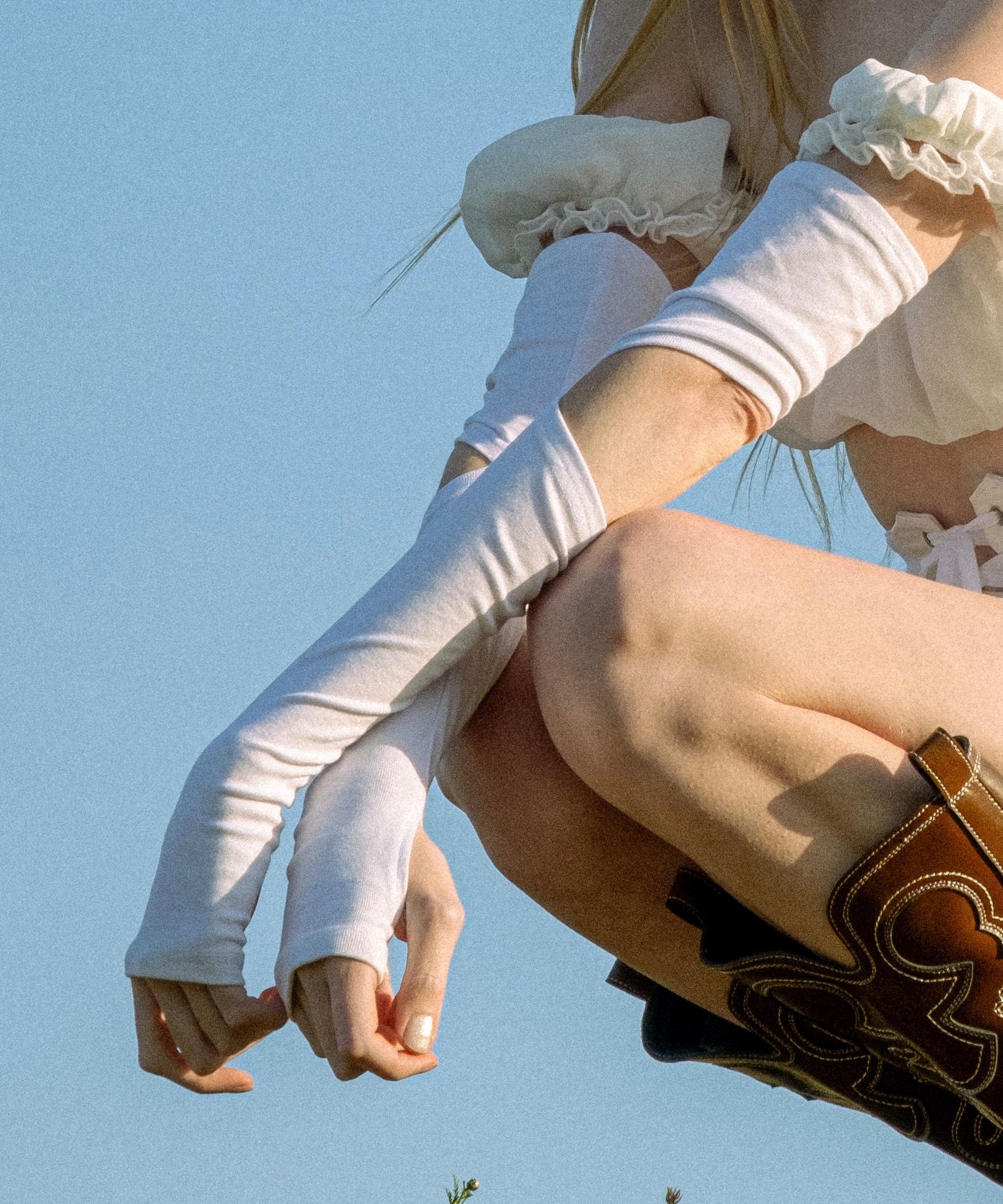 Cutout Arm Sleeves / Grand Prix White