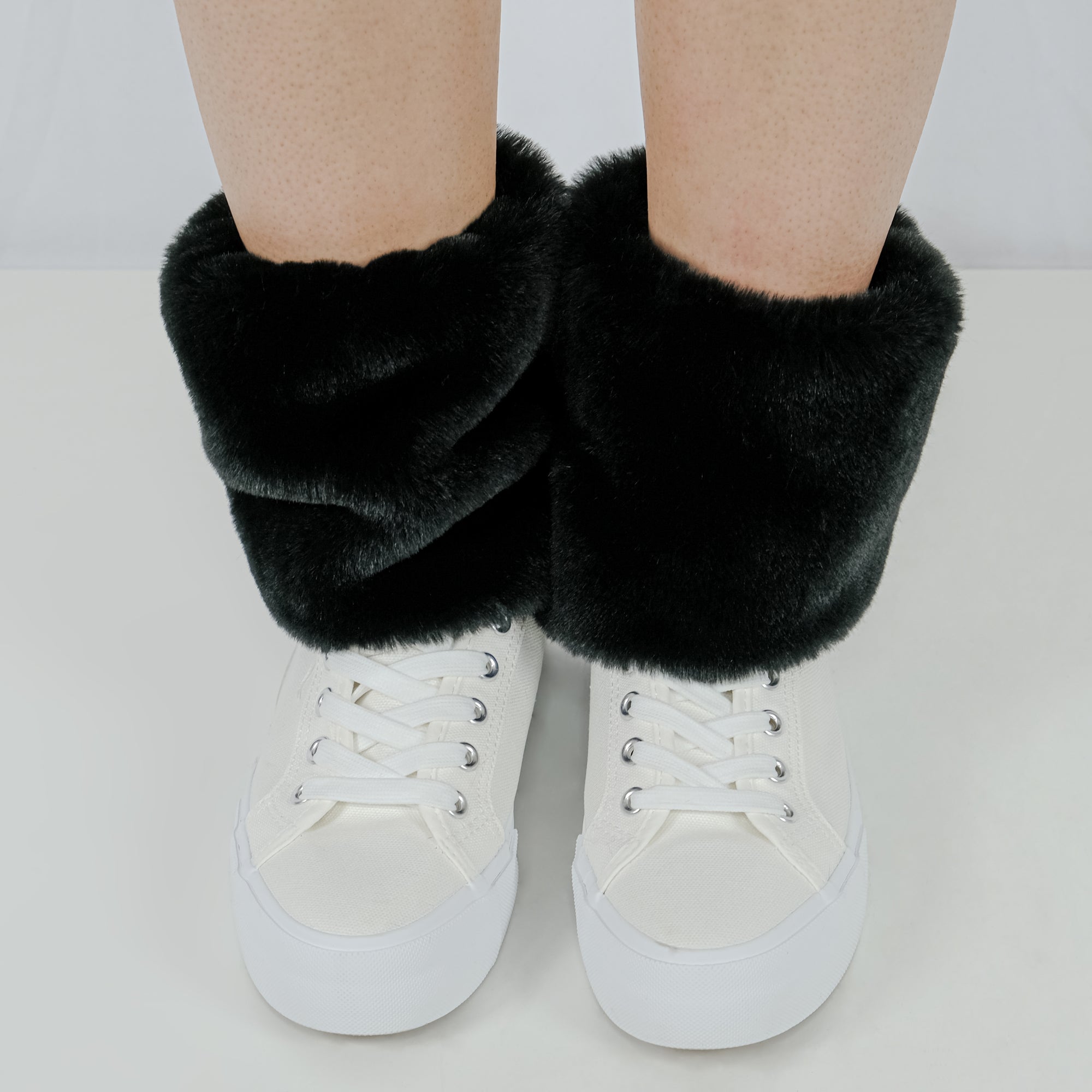 Basic Fuzzy Legwarmers - Black